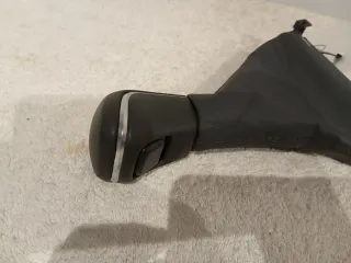 Pomo cambio Toyota Yaris XP21