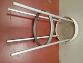 2 Sgabelli alti con piedini in alluminio