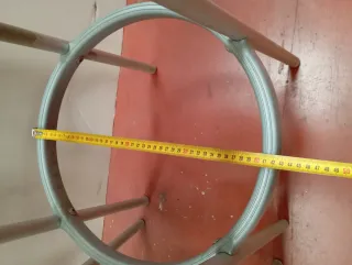 2 Sgabelli alti con piedini in alluminio