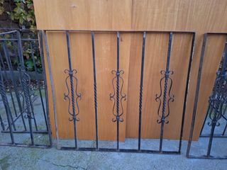 Reja de hierro forjado para ventana