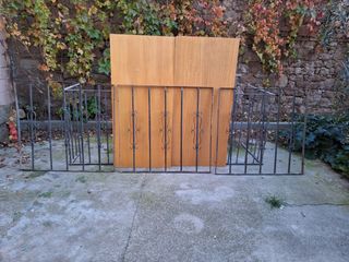 Reja de hierro forjado para ventana