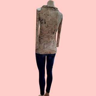 Jersey cuello caído estampado floral talla L