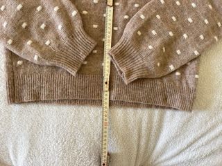 Maglione donna beige con pois bianchi