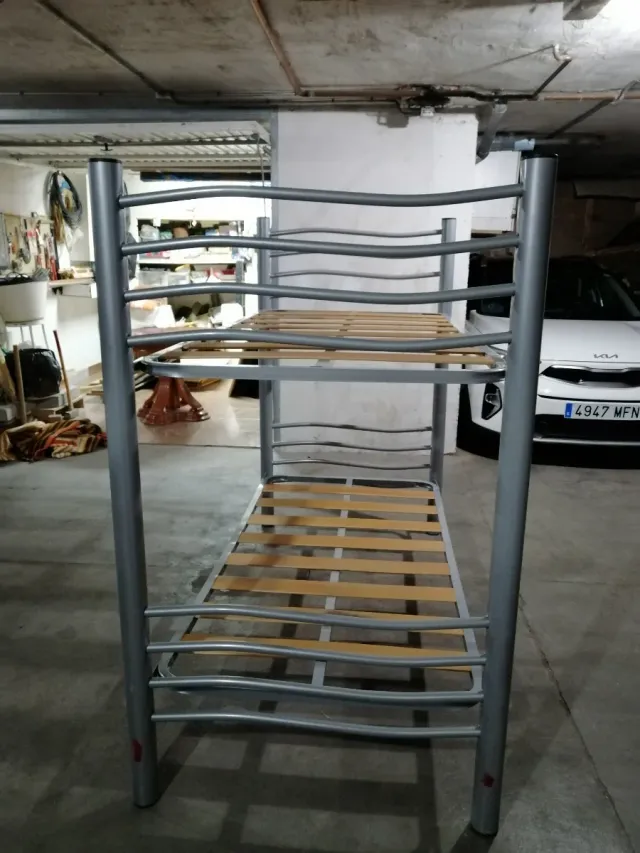 Estructura litera metálica