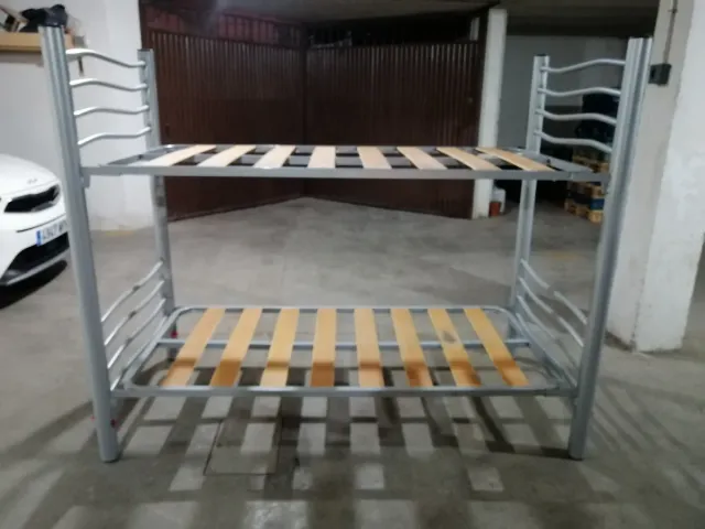 Estructura litera metálica