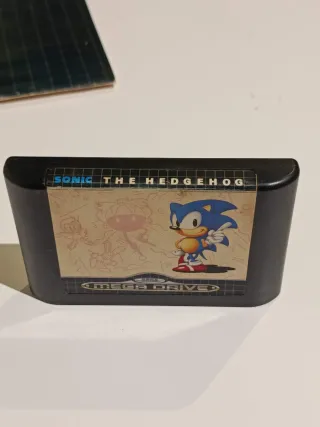 Sonic Mega Drive con confezione blu