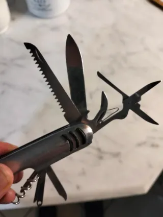 Coltellino svizzero multiuso.