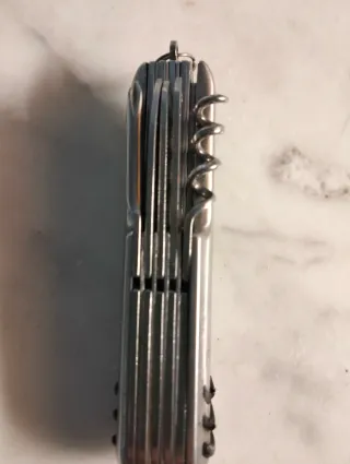 Coltellino svizzero multiuso.