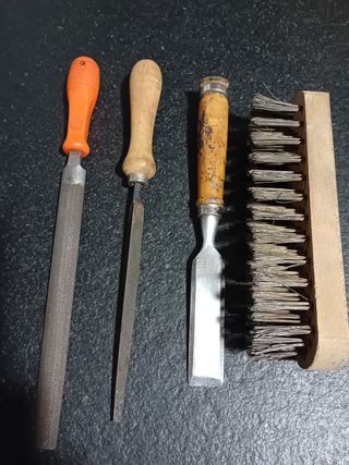 Conjunto de limas Bellota, cepillo y formón