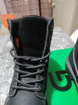 Stivaletti neri donna