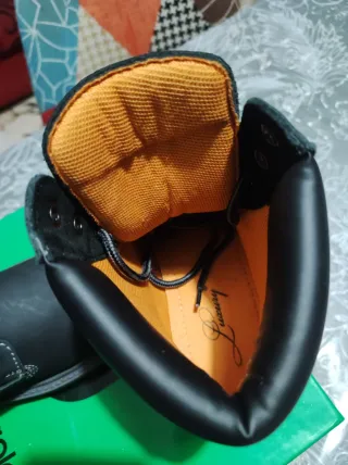 Stivaletti neri donna