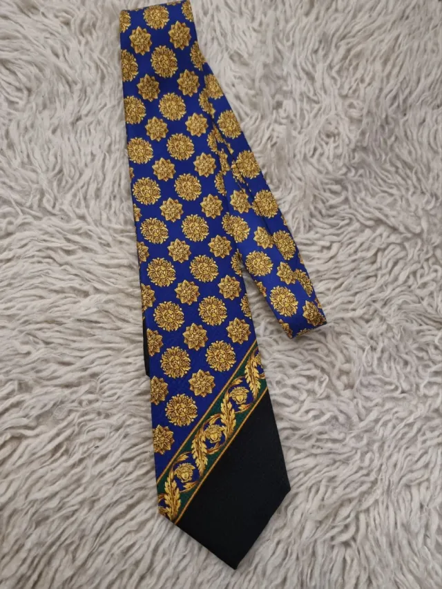 Cravatta Versace in Seta con motivi Medusa