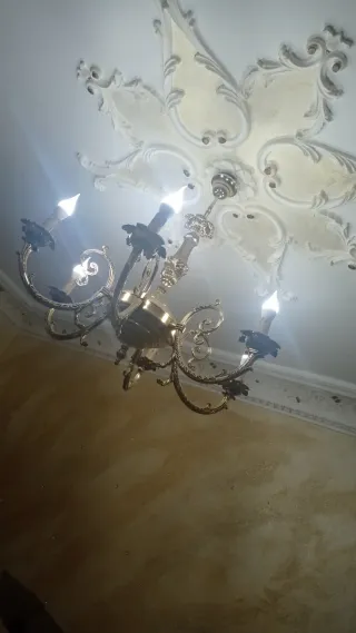 Lampadario oro stile classico