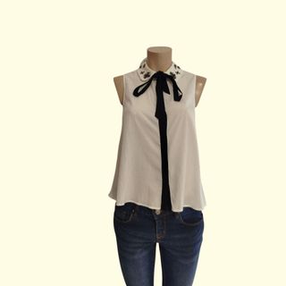 Blusa Mango Lazo Cuello Bordado Talla XS