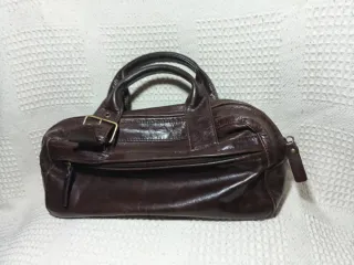 Bolso de mano marrón