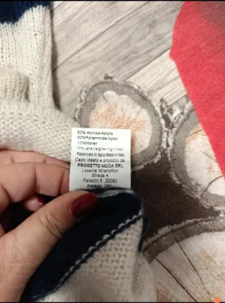 Maglioncino a righe con cuore