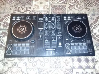 Controladora DJ Pioneer DDJ-400