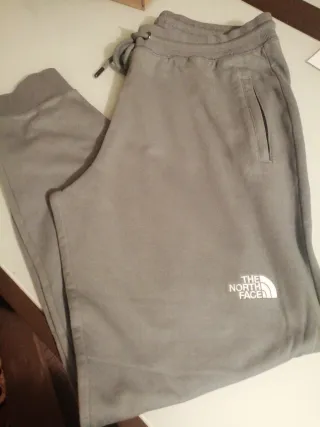 Pantalón The North Face Talla L Gris
