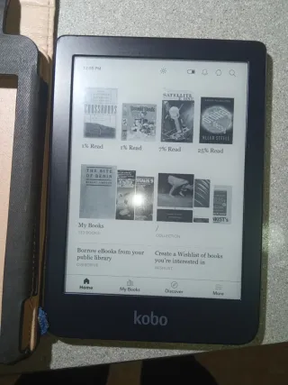 Lettore Ebook Kobo Clara HD