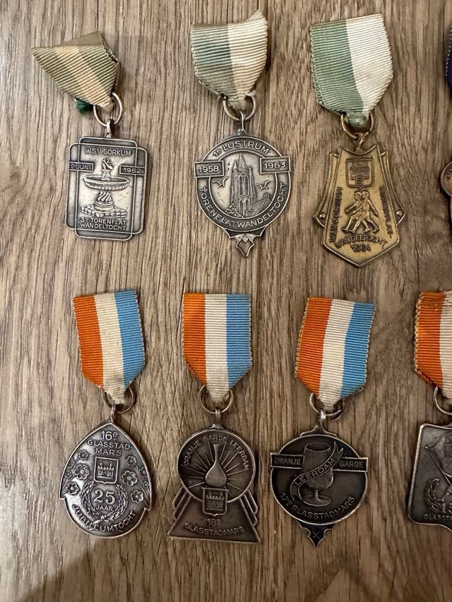 17 Medaglie e Trofei Olandesi