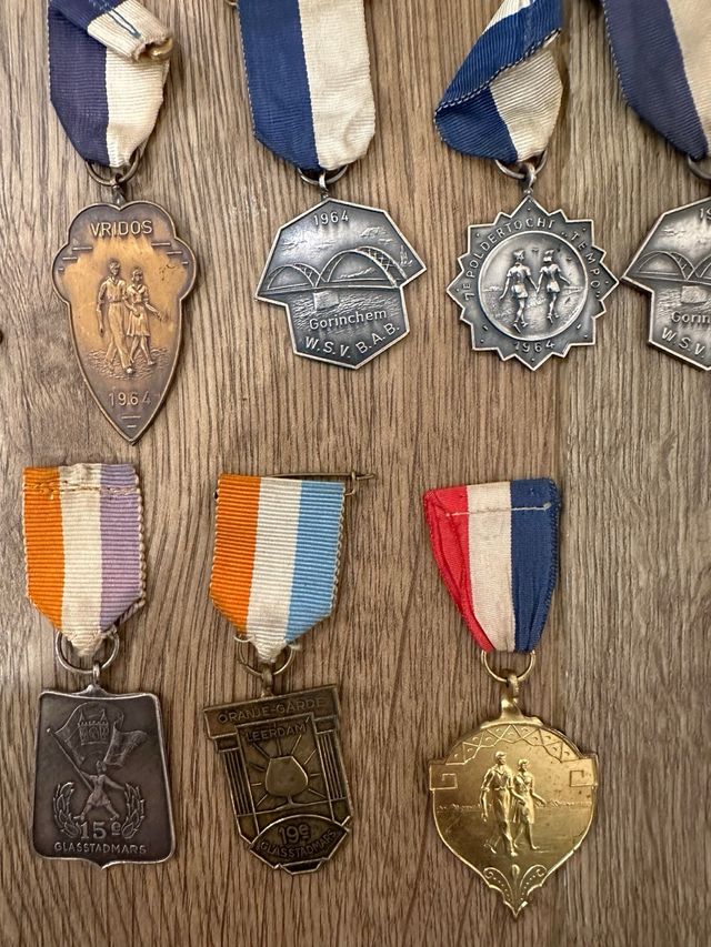 17 Medaglie e Trofei Olandesi