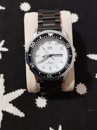 Reloj Q&Q Acero Hombre Sumergible 10 Bar.