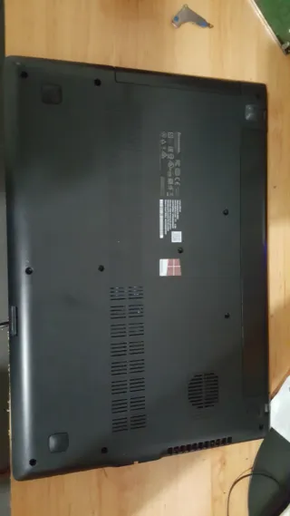 Portátil Lenovo Negro