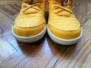 Zapatillas fútbol sala niño Kipsta T31 amarillas