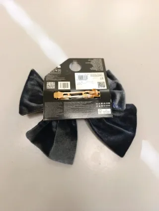 Fermacapelli a fiocco grigio in velluto