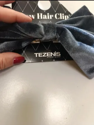 Fermacapelli a fiocco grigio in velluto