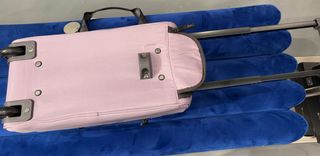 Bolsa de viaje Parfois 15L lila y gris