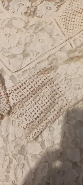 Blusa Mango Encaje Beige Talla M