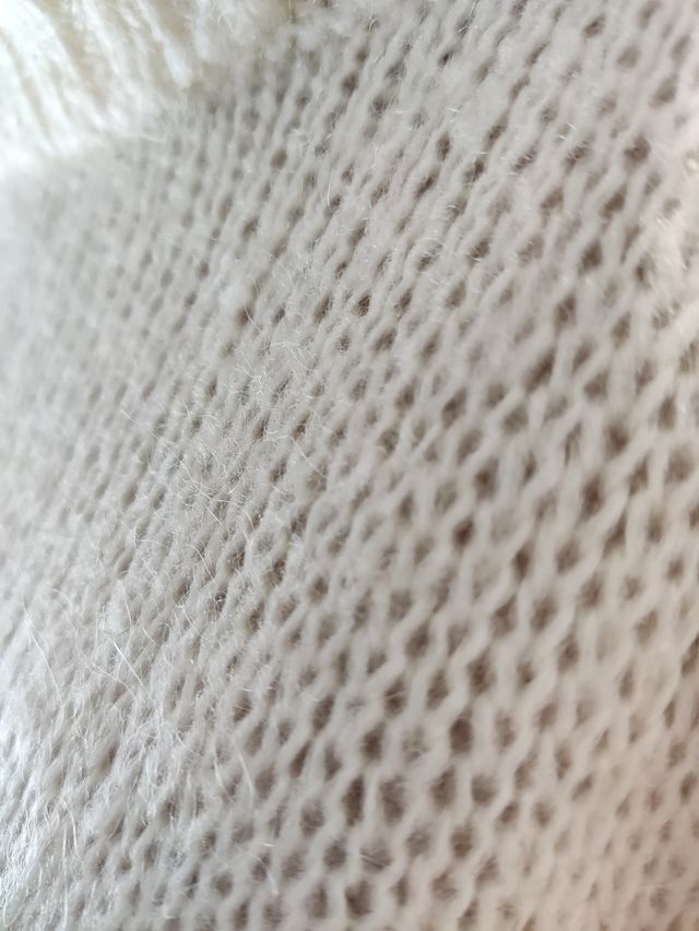 Jersey cuello alto mujer beige claro