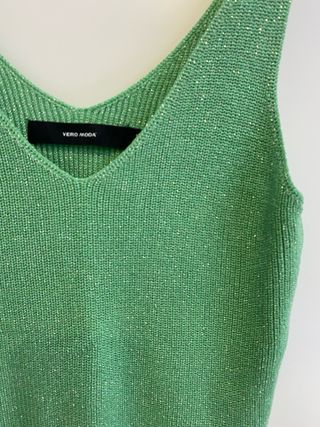 Camiseta tirantes Vero Moda verde