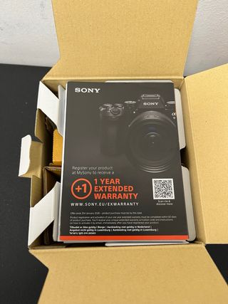 Sony Alpha ZV-E10 Cámara Vlog Lente Intercambiable
