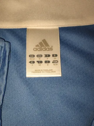 Chaqueta Adidas cremallera azul y blanca