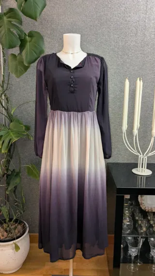 Vestido largo degradado morado y blanco