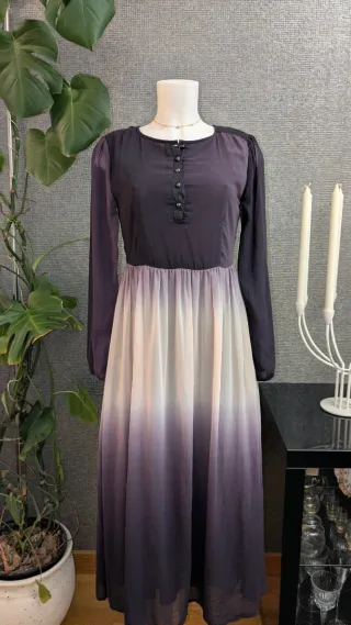 Vestido largo degradado morado y blanco