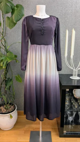 Vestido largo degradado morado y blanco