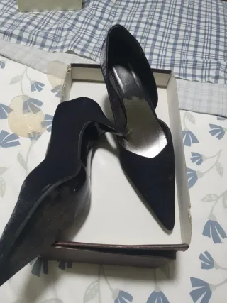 Zapatos de tacón negros