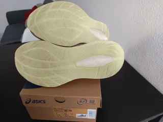 Bambas Asics Gel Cumulus 27 zapatilla running