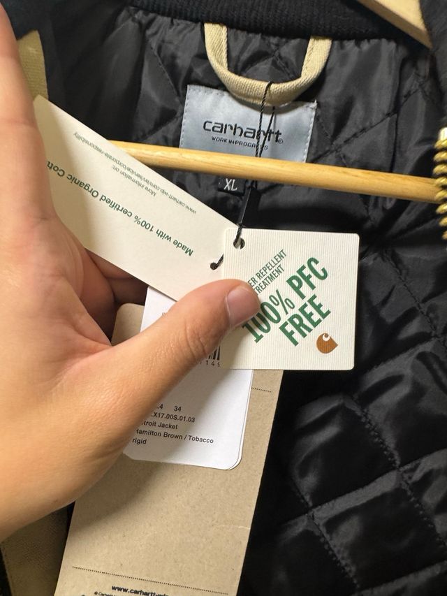 Jaqueta Carhartt Detroit Bege