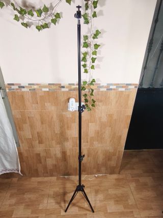 Panel LED + trípode fotográfico