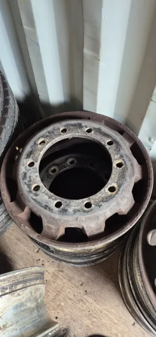 Llantas Camión Aluminio 22.5