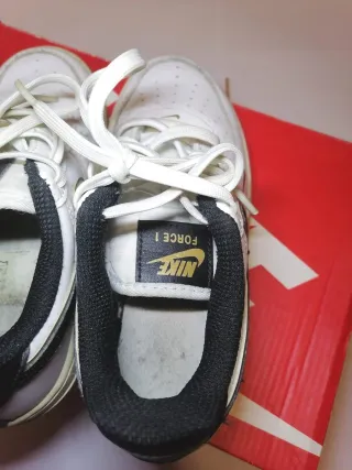 Scarpe Nike bimbo taglia 31