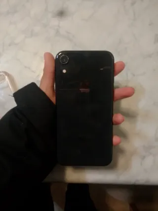 iPhone XR Schermo Rotto