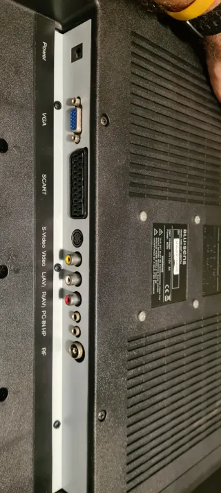 Televisor Bluesens + Decodificador RAYPOW DVB-T HD