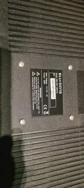 Televisor Bluesens + Decodificador RAYPOW DVB-T HD