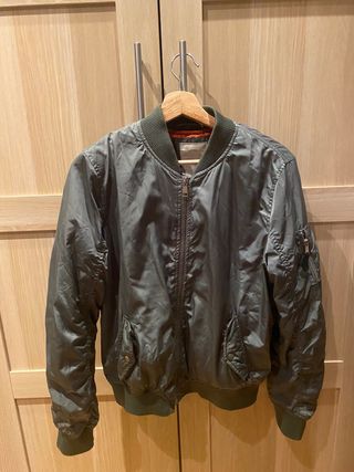 Chaqueta bomber verde