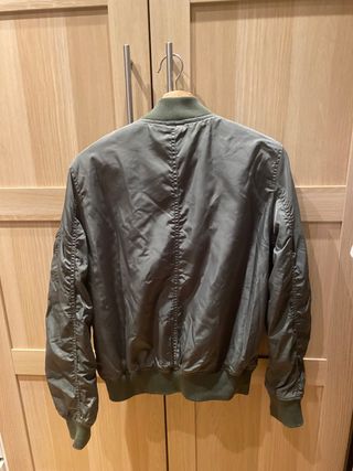 Chaqueta bomber verde